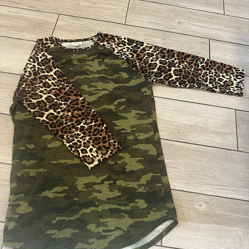 LuLaRoe size small Randy Camo Tunic with Leopard Raglan Sleeves